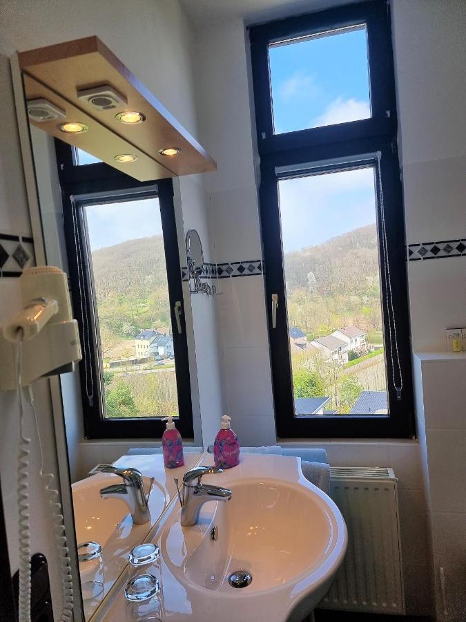 Hotel Kurhaus Uhlenberg Bad Munstereifel Bagian luar foto